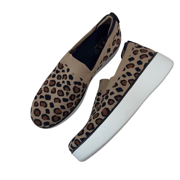 Traq by Alegria Mystic Womens Slip-On Leopard Print Slip On Shoes Size 41 - Picture 4 of 16